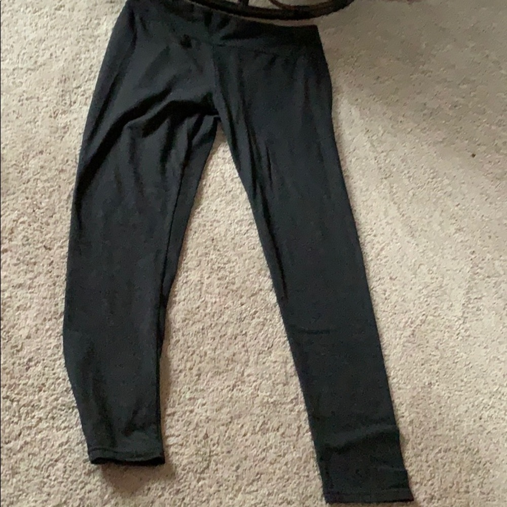 dark grey leggings